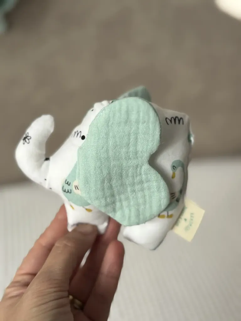 sonajero elefante (1)_op.webp